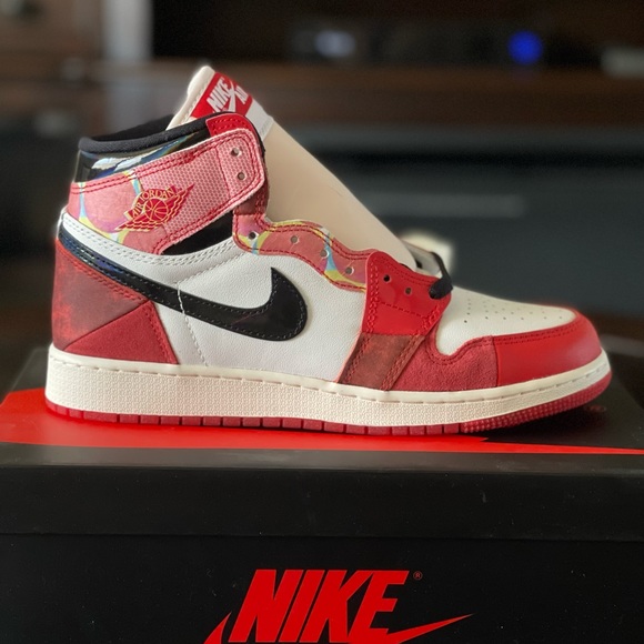 Jordan 1 High Spider-Man - Picture 3 of 3